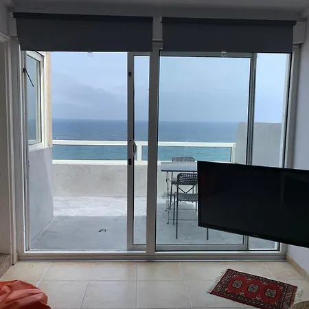 Line Апартаменти *